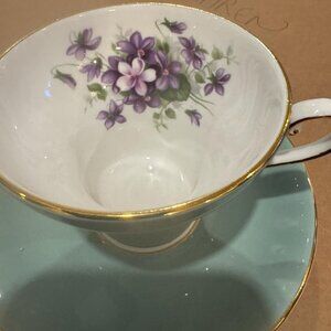 John Aynsley #2974 Bone China Tea Cup and Saucer – Light Blue with Violets